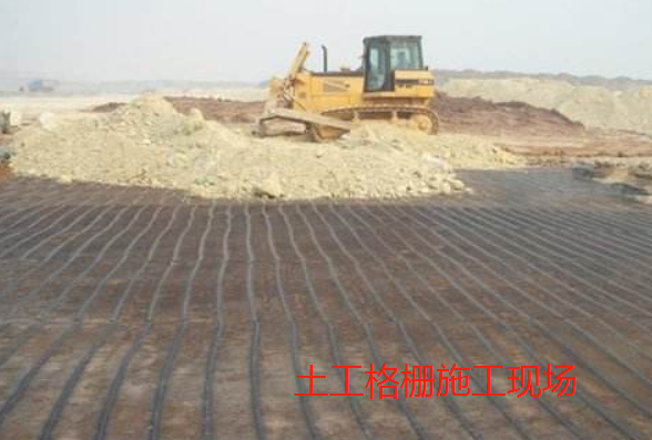 土工布與玻纖土工格柵的結合造就了穩定的路基