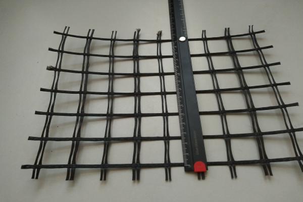 土工格柵在軟土路基應用中有哪些重要的用途呢？
