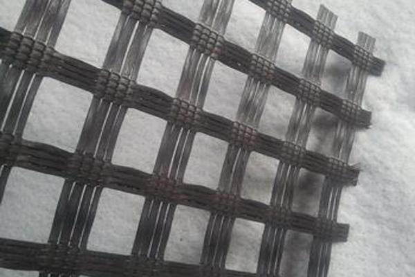 探討經編玻纖土工格柵的優勢